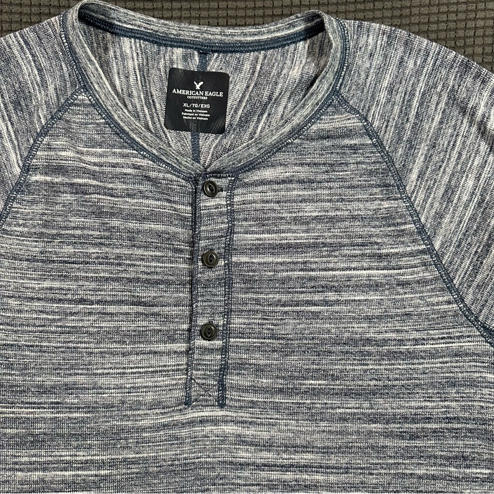 American Eagle Outfitters Mens XL Heather Blue Henley Long Sleeve Shirt - Picture 2 of 7